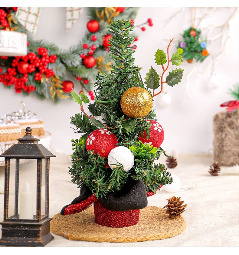 Mini Christmas Tree Decor – Tabletop Pinecone & Berry Holiday Centerpiece With 3 Festive Design Options_voghion.com