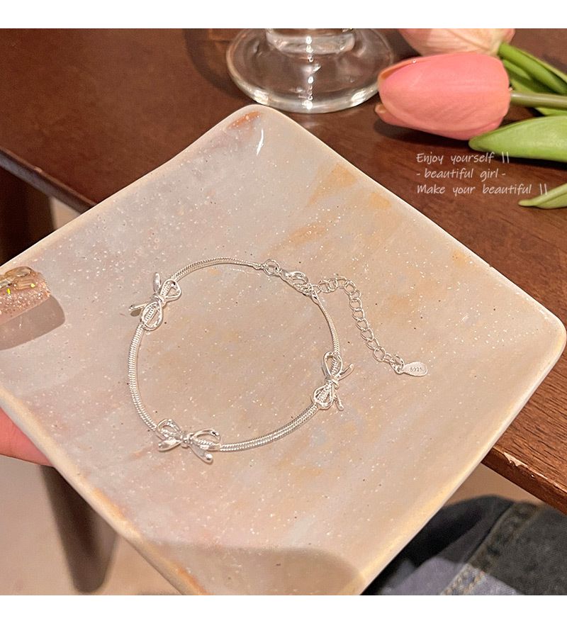 Bow snake bone chain bracelet women light luxury niche simple high end sense of the same style of Internet celebrity jewelry_voghion.com