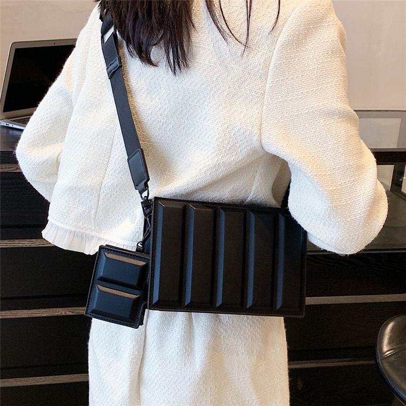 Summer For Women 2023 New Fashion Single Shoulder Small Square High-end Box Unique Crossbody Bag_voghion.com