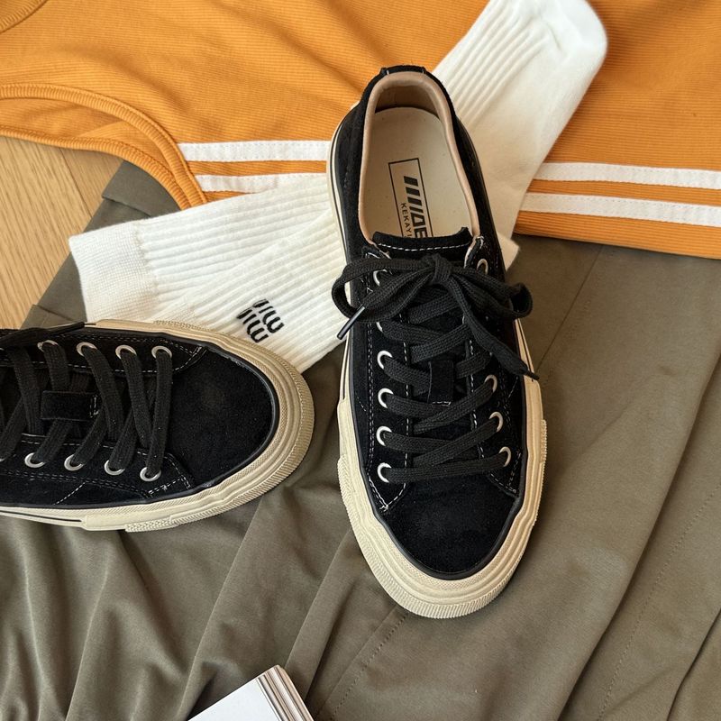 Canvas-Schuhe Herbst/Winter 2025 Neue weiße Sneakers mit dicken Sohlen Lässige, vielseitige Sportschuhe_voghion.com