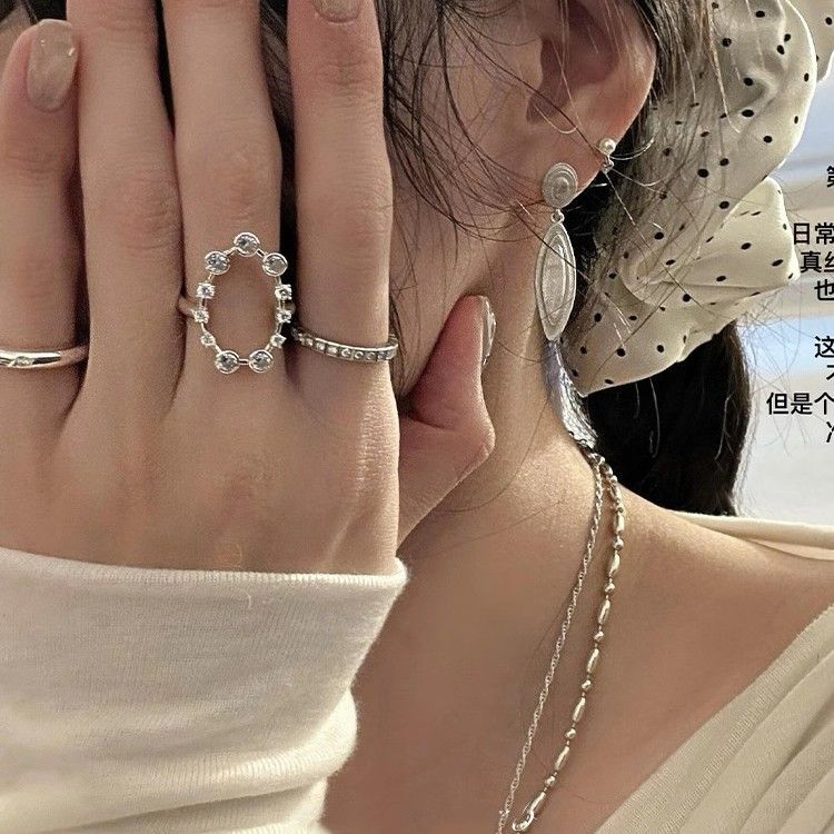 Niche Heavy Craft Inlay Ovaal Voor Vrouwen, Stapelbare Koreaanse Stijl Zirkoon Vintage Licht Luxe High-end Veelzijdige Ring_voghion.com