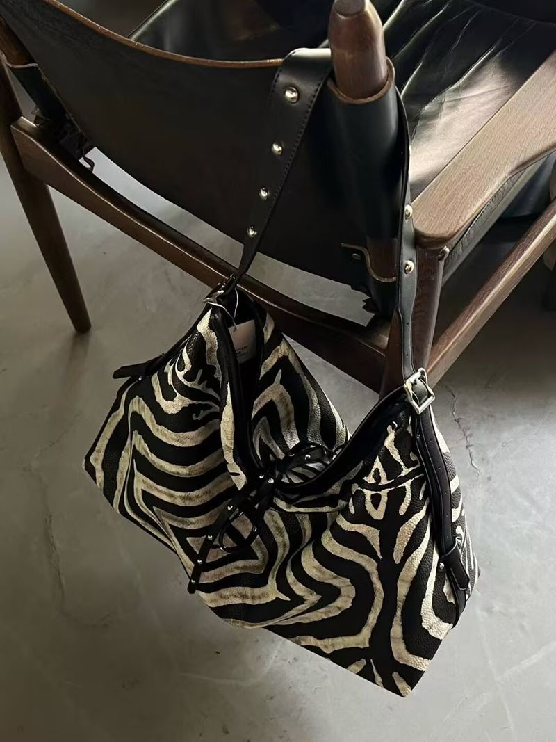 Borsa a tracolla di alta qualità con motivo zebrato, borsa da donna alla moda, personalizzata, di nicchia_voghion.com
