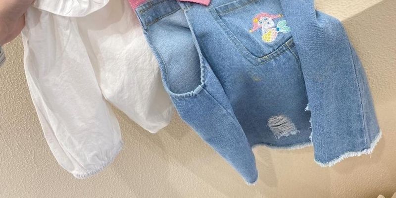 Abbigliamento per bambini Camicia ricamata con sirena e gonna in denim, set da due pezzi_voghion.com