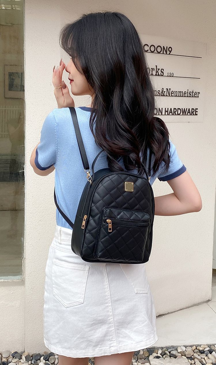 Andralyn Lingge Pattern Waterproof and Wear-resistant Backpack Korean Version Fashionable Women's Bag Casual Backpack_voghion.com