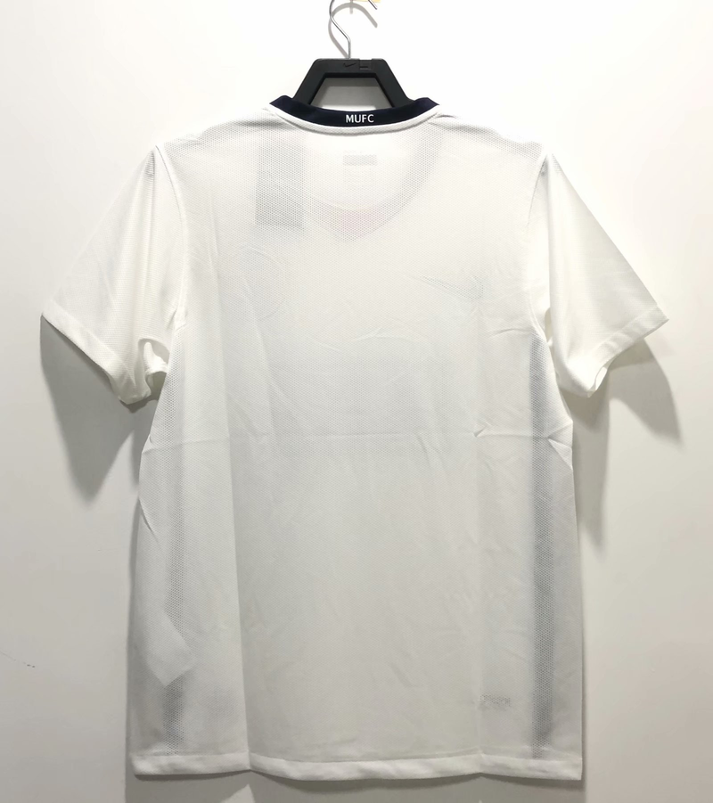 Vêtements pour hommes uniforme de Football rétro classique édition commémorative respirant version thaïlandaise football à manches courtes pour hommes_voghion.com