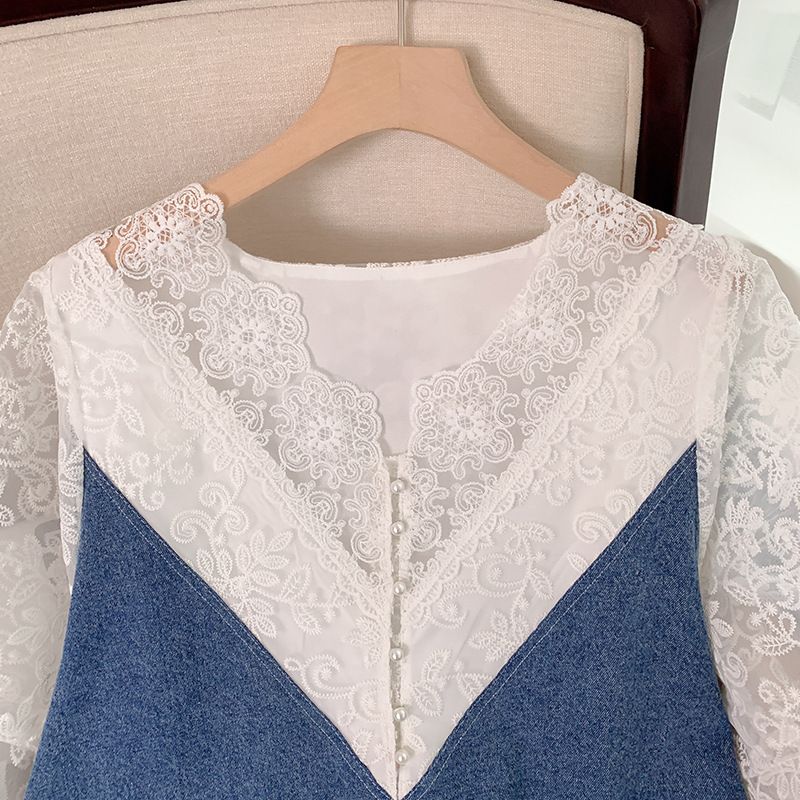 Abbigliamento da donna taglie forti, abito in denim con scollo a V e cuciture in pizzo XX2522_voghion.com