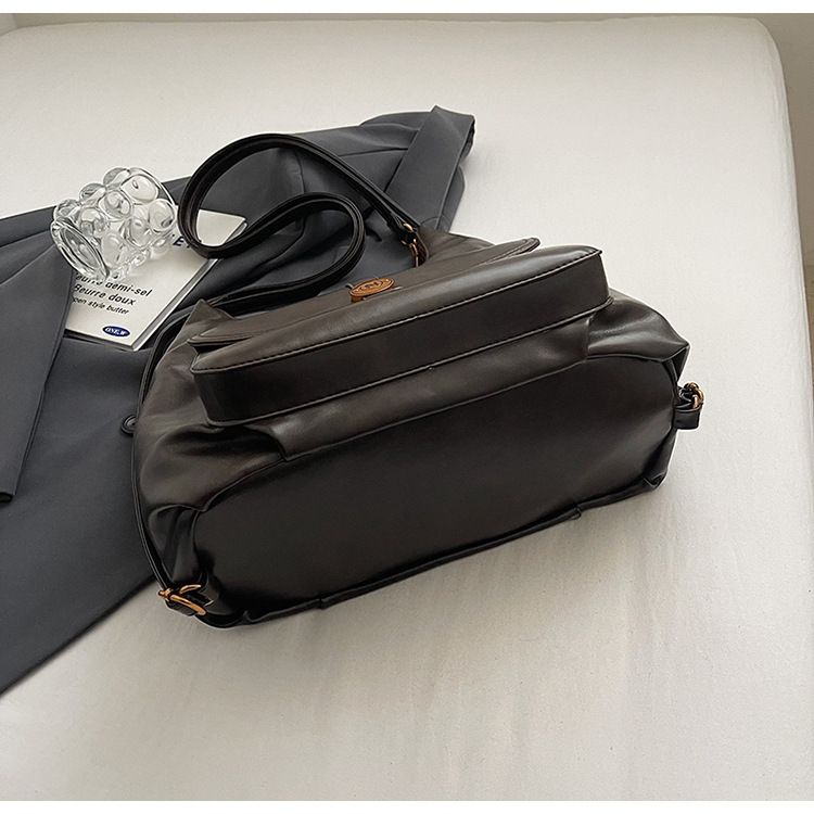 Trendy, large capacity, three different carrying methods, fashionable 2024 new commuting shoulder bag, pocket backpack_voghion.com