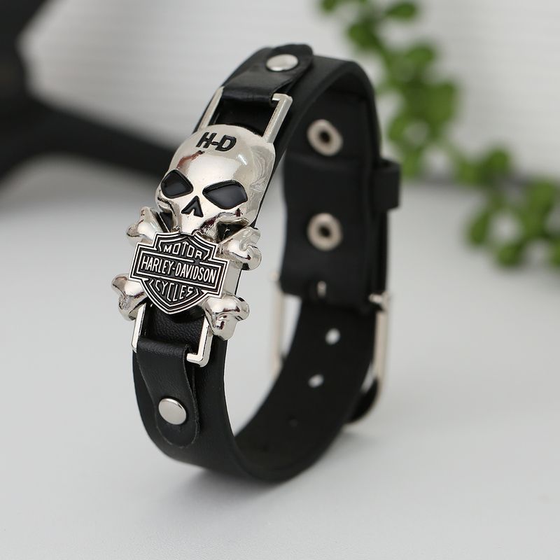 Bracciale in pelle PU personalizzato da uomo con teschio punk_voghion.com
