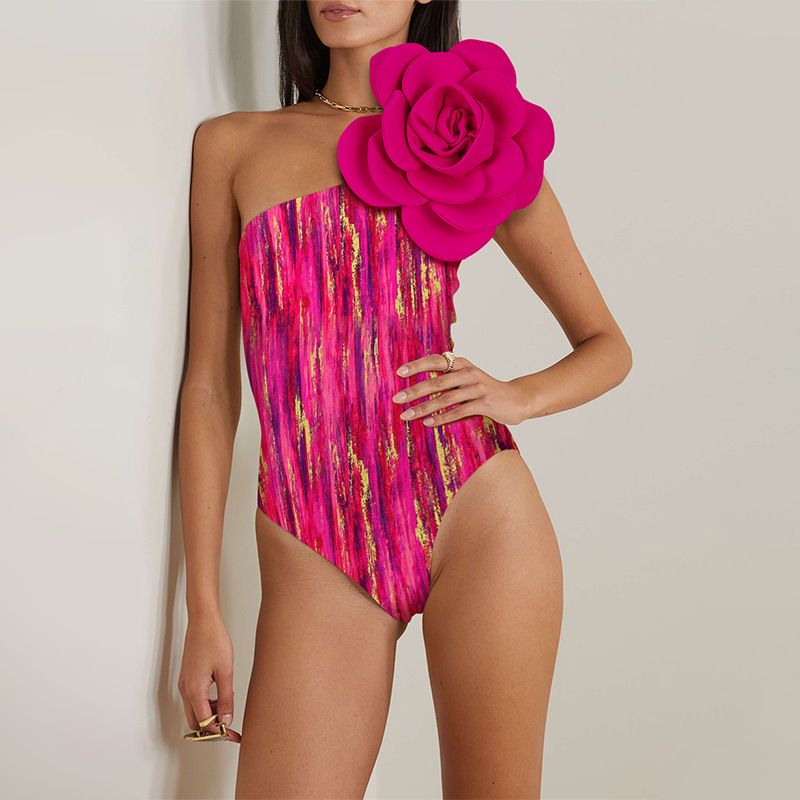 Maillot de bain pour femmes, asymétrique épaule dénudée, décoration florale exagérée, style tendance transfrontalier_voghion.com