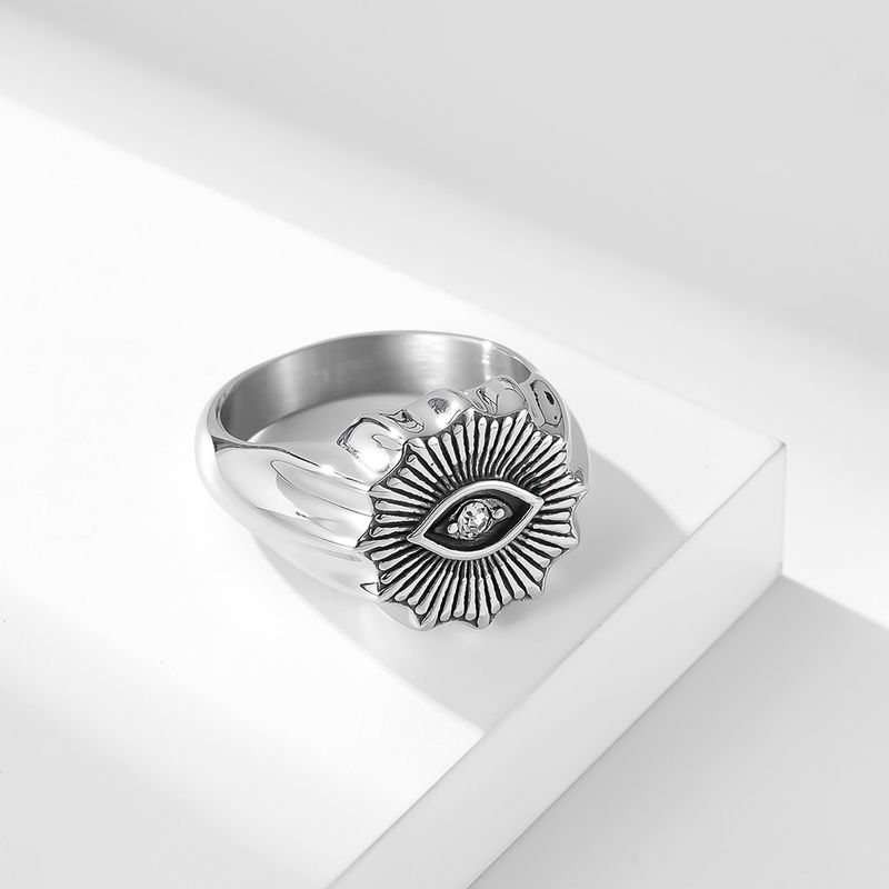 Anello da uomo in acciaio inossidabile con occhio in stile retrò, anello di nicchia neutro freddo in acciaio al titanio con occhio a lacrima_voghion.com