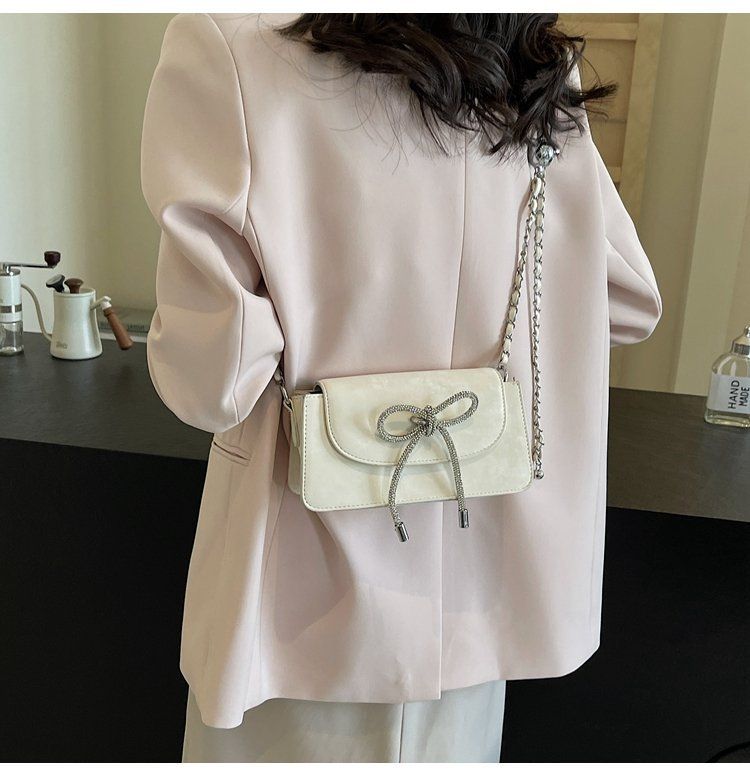2024 New Chain Crossbody Single Shoulder Sequin Women's Texture Small Fragrant Wind Solid Color Bow Mini Handheld Bag_voghion.com