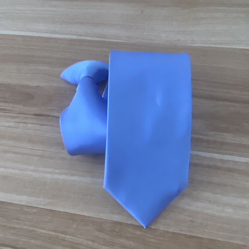 Camicia versatile da uomo in poliestere nero con fibbia e cravatta comoda_voghion.com