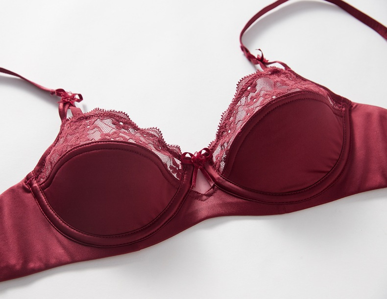 French Sexy Underwear Primordial Year Red Lace Underwear Set Thin Cotton Smooth Face Large Chest Small And Anti_voghion.com