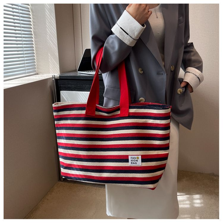 2024 New Spring/summer Popular Simple Shoulder Bag Commuter Handheld Canvas Tote Bag Casual Large Capacity Bag for Women_voghion.com