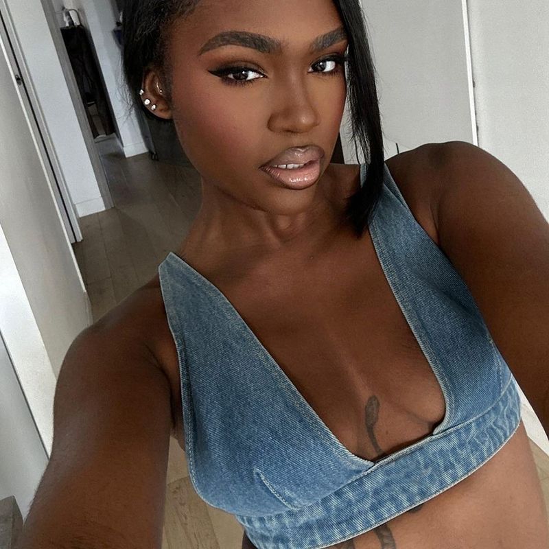 Women's Clothing Summer New Denim Washed Sexy Vest Back Buckle Top_voghion.com