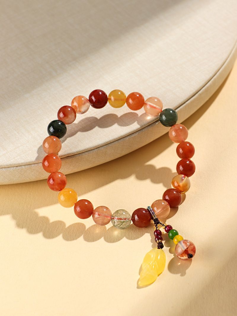 Braccialetto artistico con ciondolo a forma di foglia d'ambra di ispirazione cinese - Design con perline di cristallo per donna | Simboleggia fortuna, prosperità e longevità_voghion.com