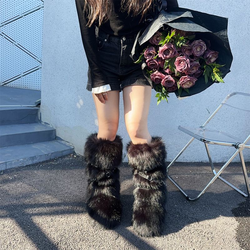 Botas de invierno con plataforma plana estilo punk para mujer, con tachuelas y piel sintética: antideslizantes, cálidas y a la moda (varios colores y tallas disponibles)._voghion.com