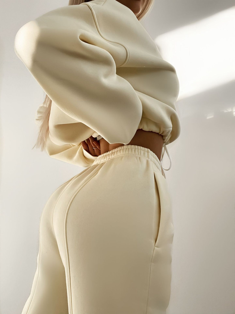 Completo due pezzi con cappuccio stampato da donna_voghion.com