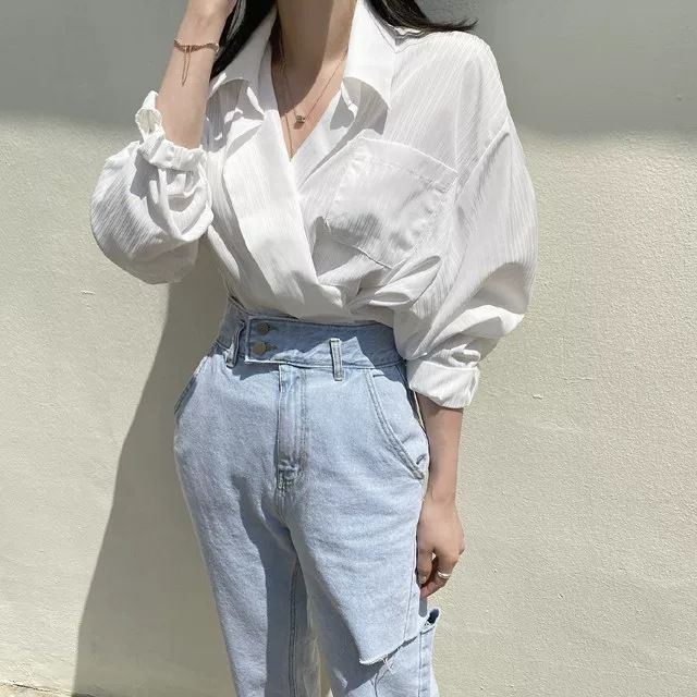 2024 Spring and Autumn New Korean Chic Gentle Striped White Collar Single breasted Loose Casual Long Sleeve Shirt_voghion.com