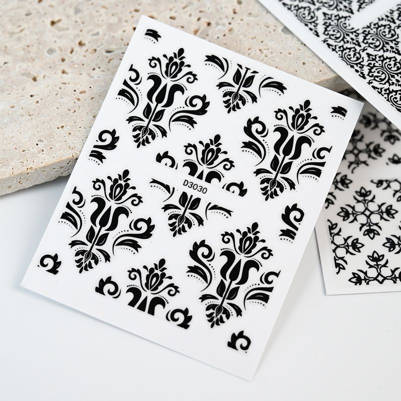 Nagelaufkleber mit Spitzen-Design, Schwarz und Silber, 30-teiliges Vintage-Set, selbstklebende Nagelkunst-Aufkleber zum Selbermachen_voghion.com