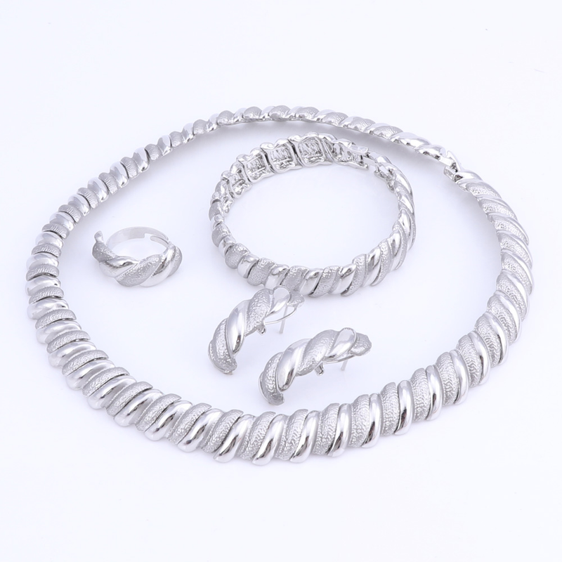 Italienisches goldfarbenes Schmuckset mit Halskette, Ohrringen, Armband und Ring, afrikanisches Brautmotiv für Damen, Hochzeitsparty-Geschenke_voghion.com