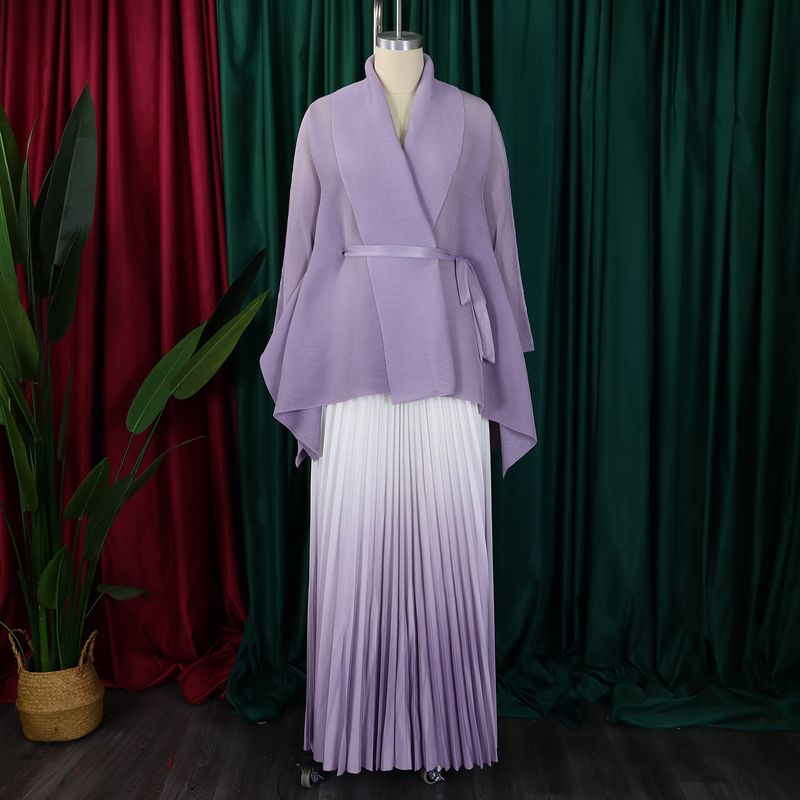 Abbigliamento da donna primavera nuova moda top con maniche a pipistrello e gonna di colore sfumato in due pezzi_voghion.com