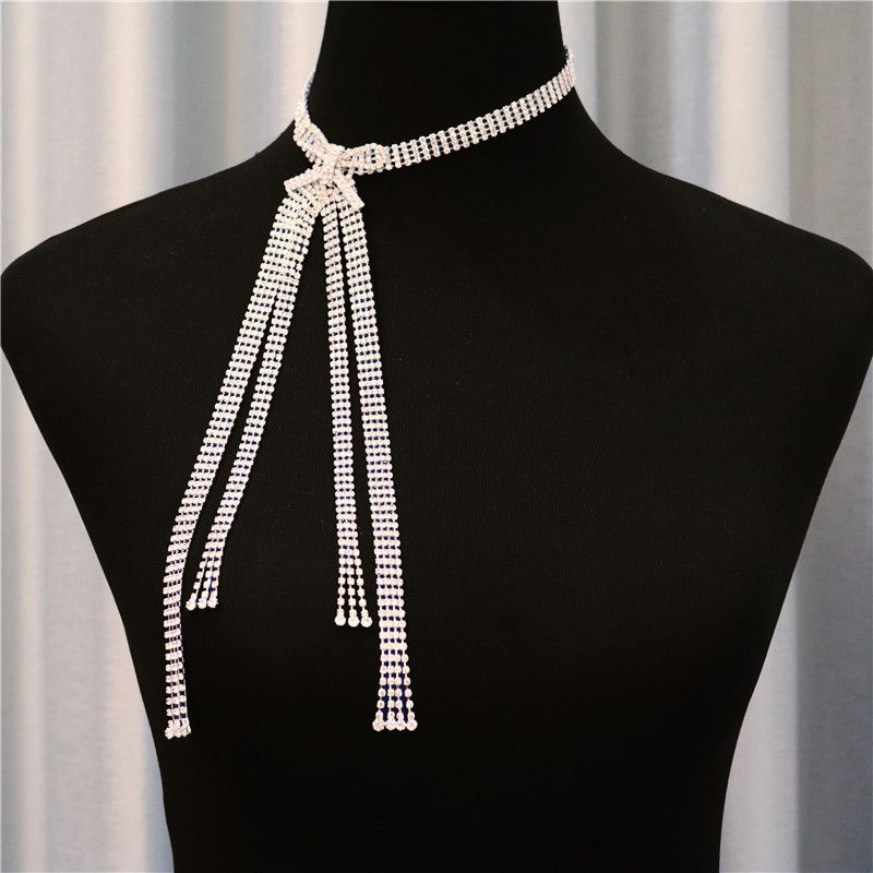 Collana, collana stile etnico papillon, accessorio lungo da passerella_voghion.com