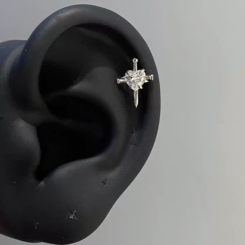 Super glänzendes Herzkreuz, neue Herbst-Winter-elegante Design-Nische, exquisite Mode-Persönlichkeitsohrringe_voghion.com