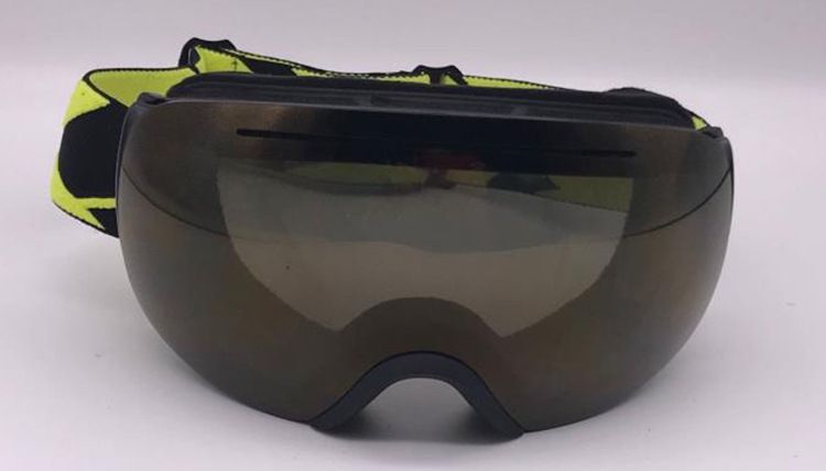 2020 double-layer anti fog and large spherical surface that can card myopia ski equipped with snow goggles_voghion.com