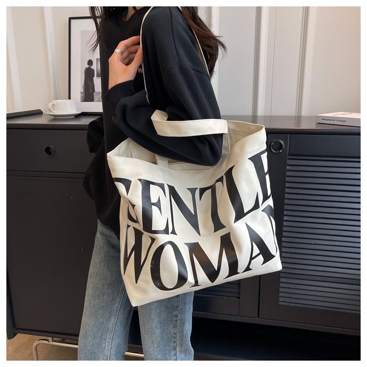 Nuova borsa tote in tela di grande capacità Borsa a tracolla con stampa di lettere di moda Borsa per pendolari per celebrità Internet versatile alla moda estiva_voghion.com