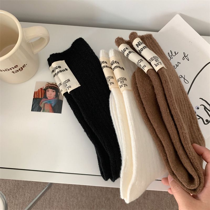 Women's & Men's High Socks Soft Wool Blend Knit Crew Socks For Winter Comfort, Warm & Breathable, Unisex Casual Slouch Socks With Textured Design_voghion.com