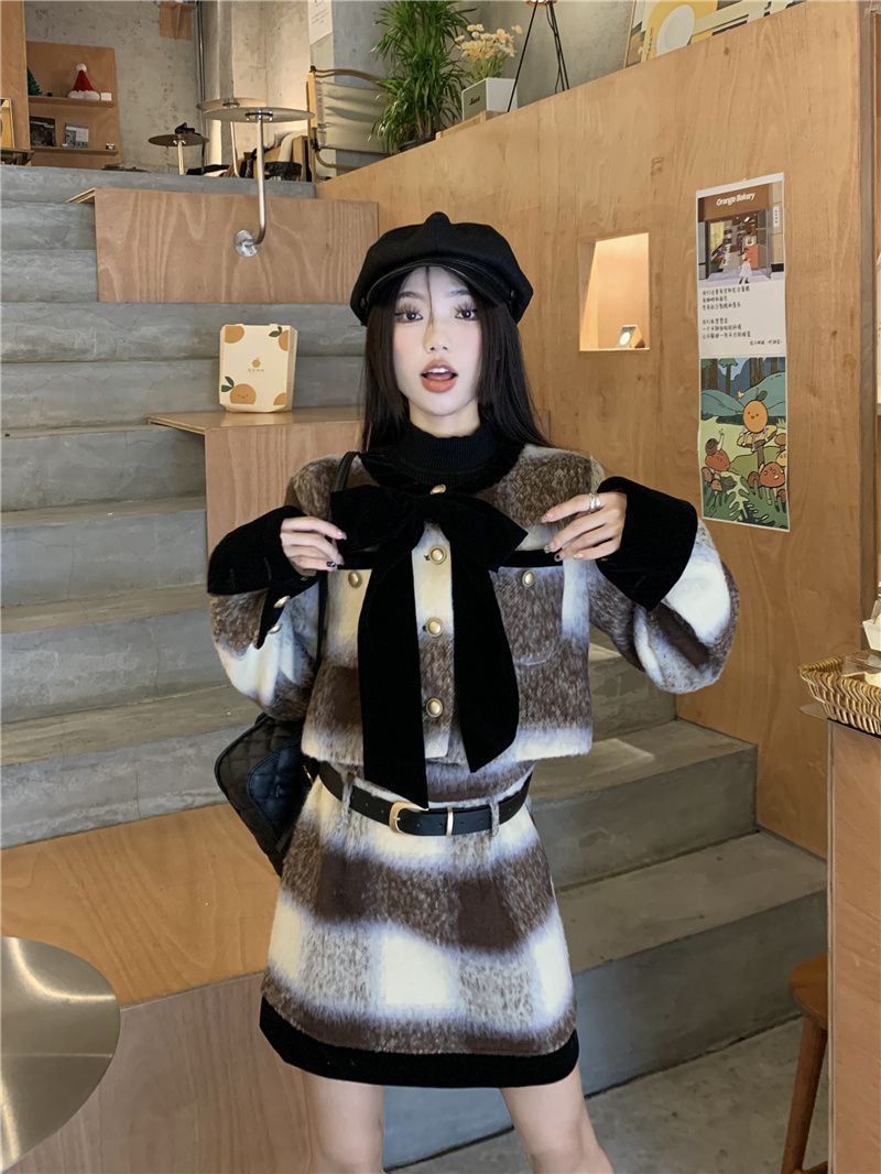 Tendencia de este año: Hermoso vestido de traje de lana estilo pequeño para mujer Otoño Invierno 2024 Celebridad de Internet_voghion.com
