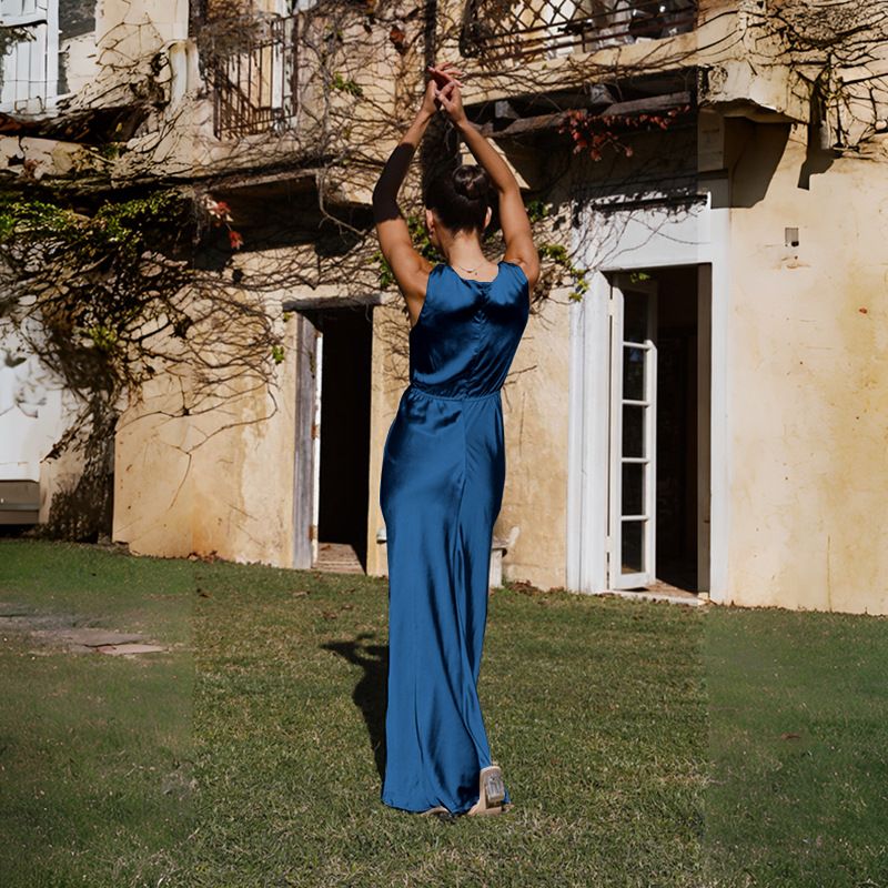 Cross Border 2024 Spring And Summer Amazon European And American Fashion Sexy Deep V Sleeveless Backless Evening Dress Fashion Dress Female_voghion.com