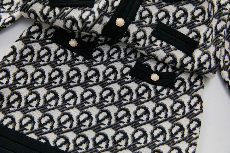 Girls' Sweater 2022 Autumn/Winter Small Fragrant Wind Children's Knitted Cardigan+Half Skirt Two Piece Set_voghion.com