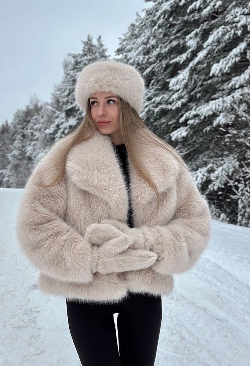 Luxuriöser Kunstfuchspelzmantel, modische Winterjacke für Damen mit übergroßem Revers – weicher und flauschiger Kunstpelzmantel, eleganter Pendlerstil, Beige_voghion.com