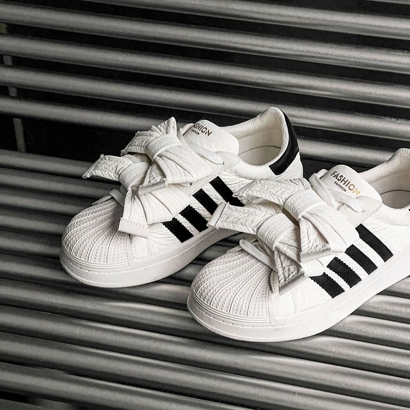 Clover Shell Head Classic Board Women's 2025 Spring White Low Cut Versatile Sports And Leisure Shoes_voghion.com