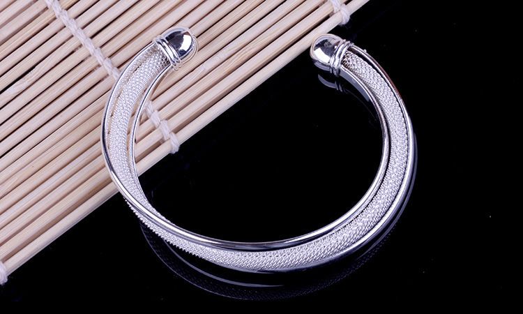 Bracciale da donna dal design semplice ed elegante, bracciale a doppia maglia metallica, bracciale alla moda placcato argento, regalo per la festa della mamma e per San Valentino._voghion.com