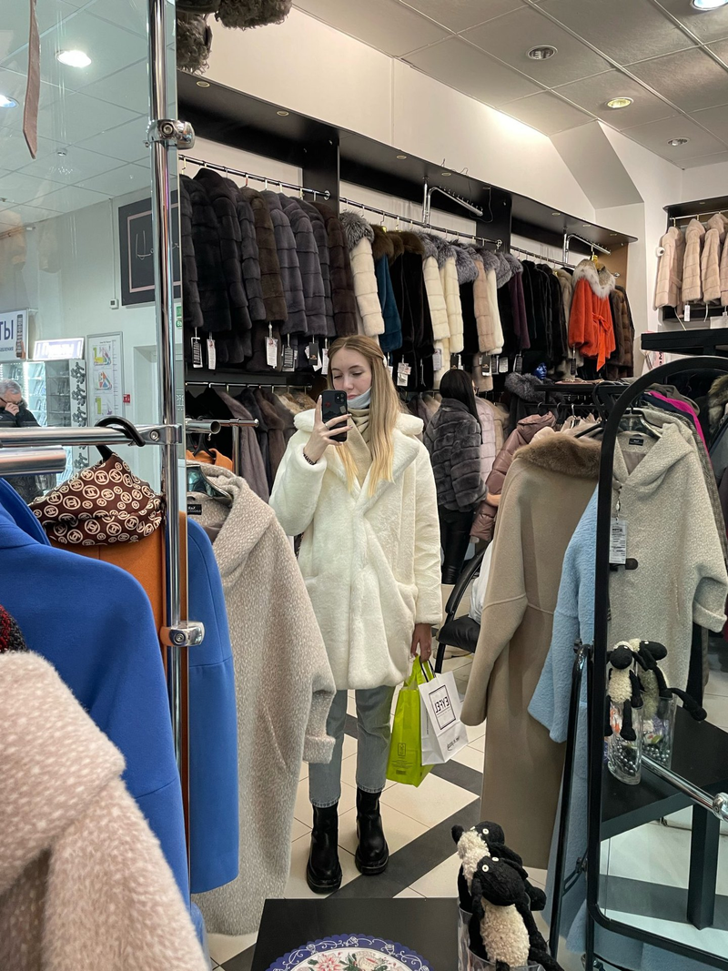Cappotto invernale in pelliccia di coniglio di peluche con colletto spesso da donna_voghion.com