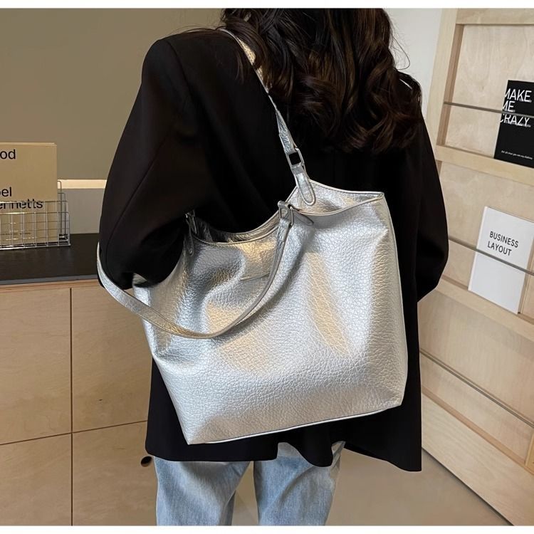 FOUR ONE Pendlertasche mit großem Fassungsvermögen für Damen, neue modische Unterarmtasche im koreanischen Stil mit einer Schulter, Handgriff in Hundert Schritten_voghion.com