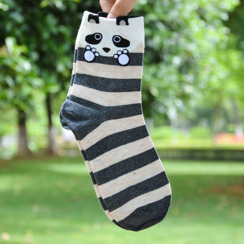 Damensocken, klassische horizontale Streifen, mittlere Röhre, Tier-Cartoon-Stereo-Socken_voghion.com