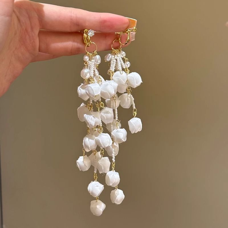 Lily Of The Valley Blooming Fairy Lily Of The Valley Bud Earrings Cold Temperament White Flower Earrings_voghion.com