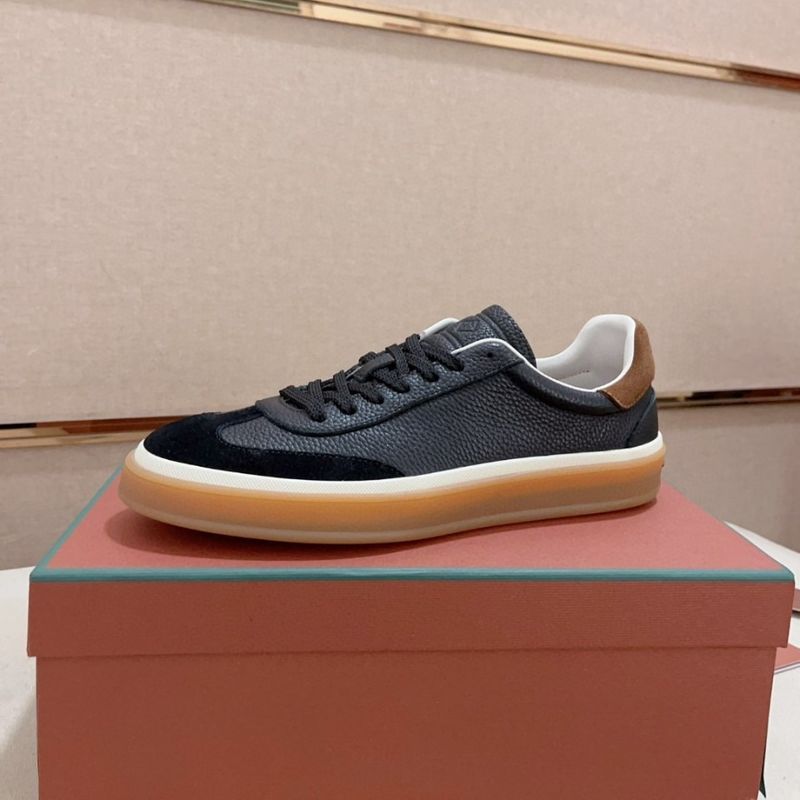 Sneakers alte e basse in vera pelle, punta tonda, stringate, comode, versatili, traspiranti, casual_voghion.com