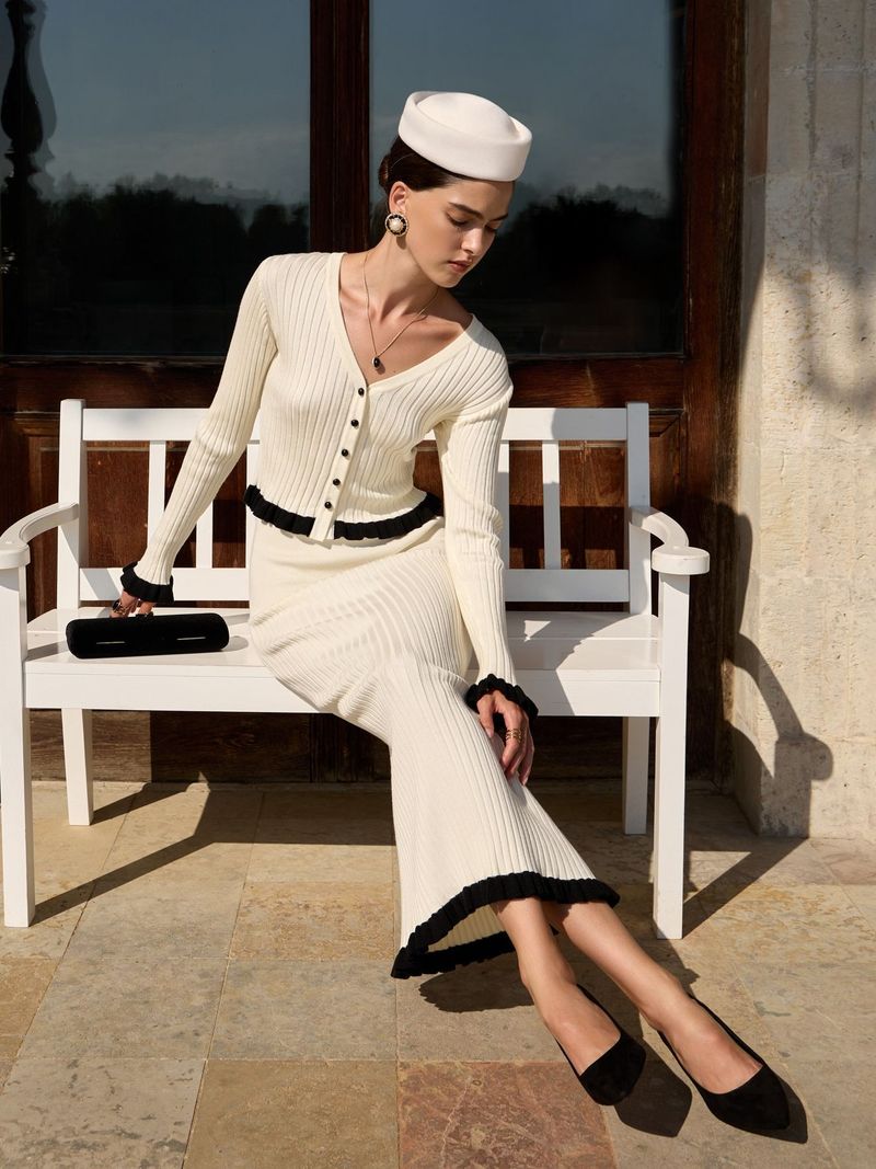 Completo da donna elegante in maglia attillata con volant, due pezzi, elegante alla francese, con orlo a balze, completo da donna autunno inverno_voghion.com