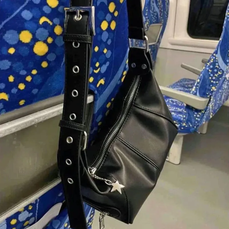 Borsa a tracolla con tracolla, borsa a mano da donna, stile gotico coreano Y2k, stile Harajuku retrò, nera, con estetica 240902_voghion.com