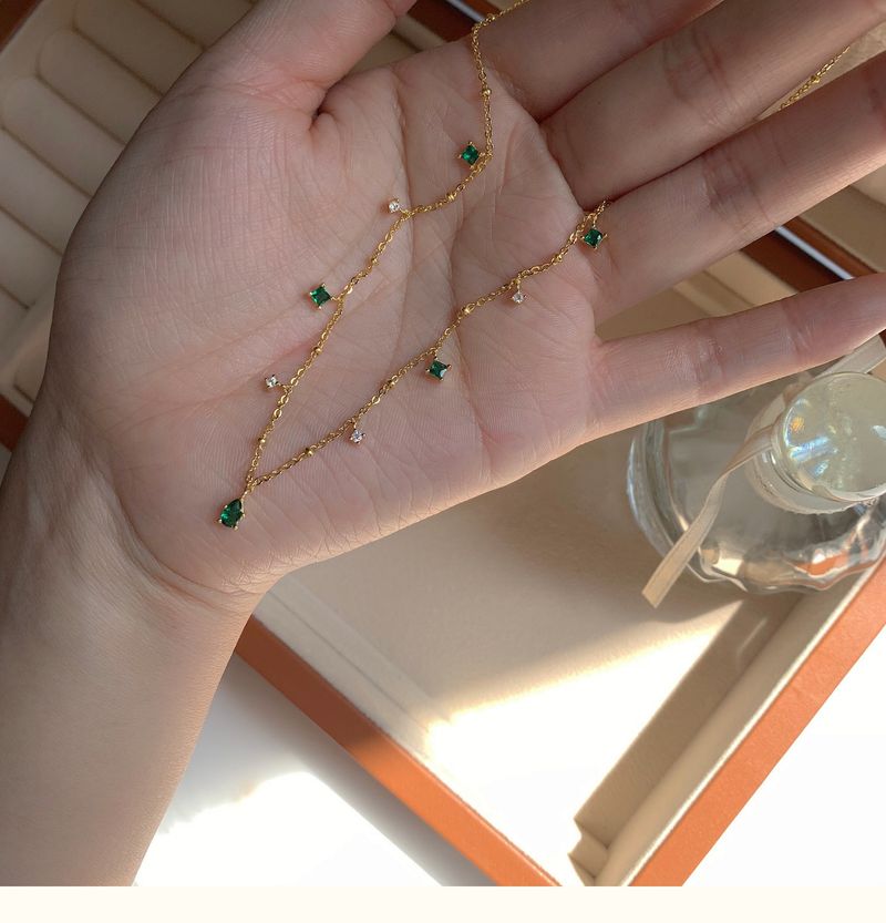 Exquisito collar de diseño de nicho de cadena de clavícula chapada en oro de plata esterlina s925 con temperamento simple y cuello esmeralda retro para mujer_voghion.com