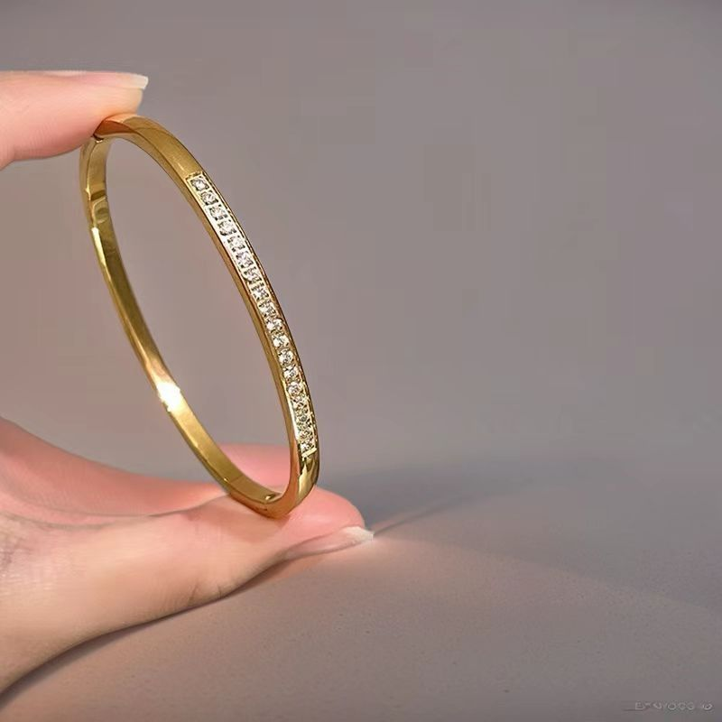 Fashionable versatile copper plated 14k gold ladies exquisite open geometric bracelet_voghion.com