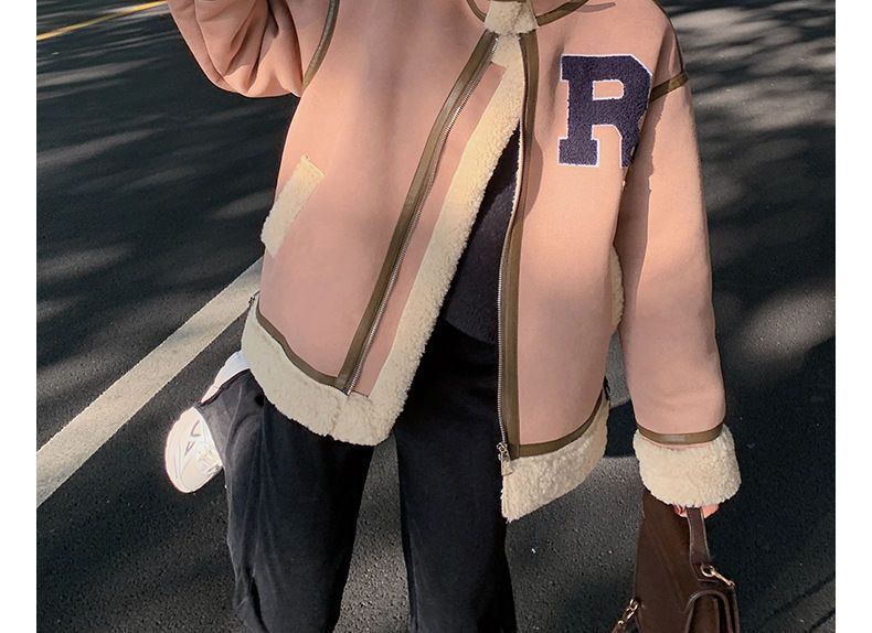 Cappotto corto in lana di agnello e cotone con stampa di lettere, in pelle di pecora scamosciata, verde, stile invernale 2022_voghion.com