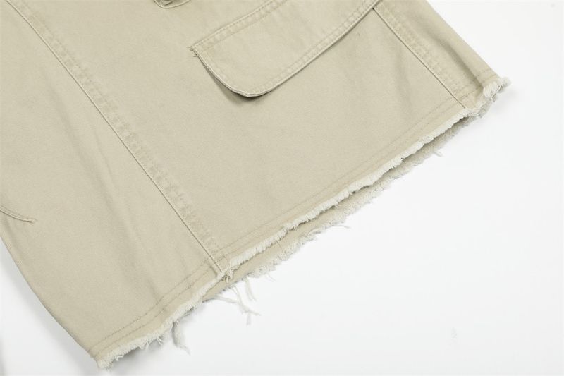 Abbigliamento da uomo, pantaloncini estivi da uomo con gamba larga, tasche larghe, bordi grezzi e design tinta unita, punk e usurati_voghion.com