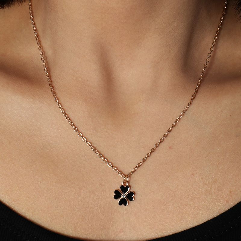Collane e pendenti in smalto nero a forma di trifoglio, stile semplice e pronto all'uso, per donne e ragazze, bijoux, collane e ciondoli per San Valentino._voghion.com