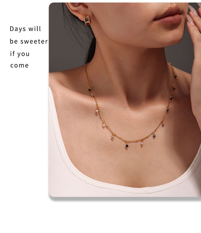 Collana in pietra naturale fatta a mano con piccole perle, catena per clavicola, collana ultra sottile, catena a doppio strato impilata, da donna_voghion.com